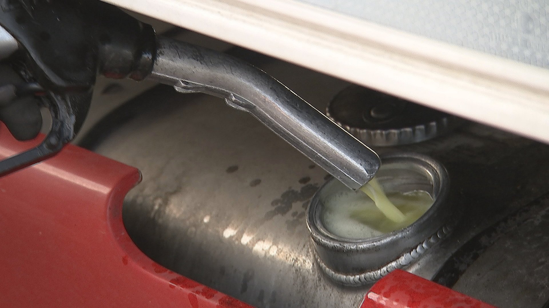 Bukser græs nogle få Eksperter bakker vognmænd op i strid om skat på biogas | TV SYD