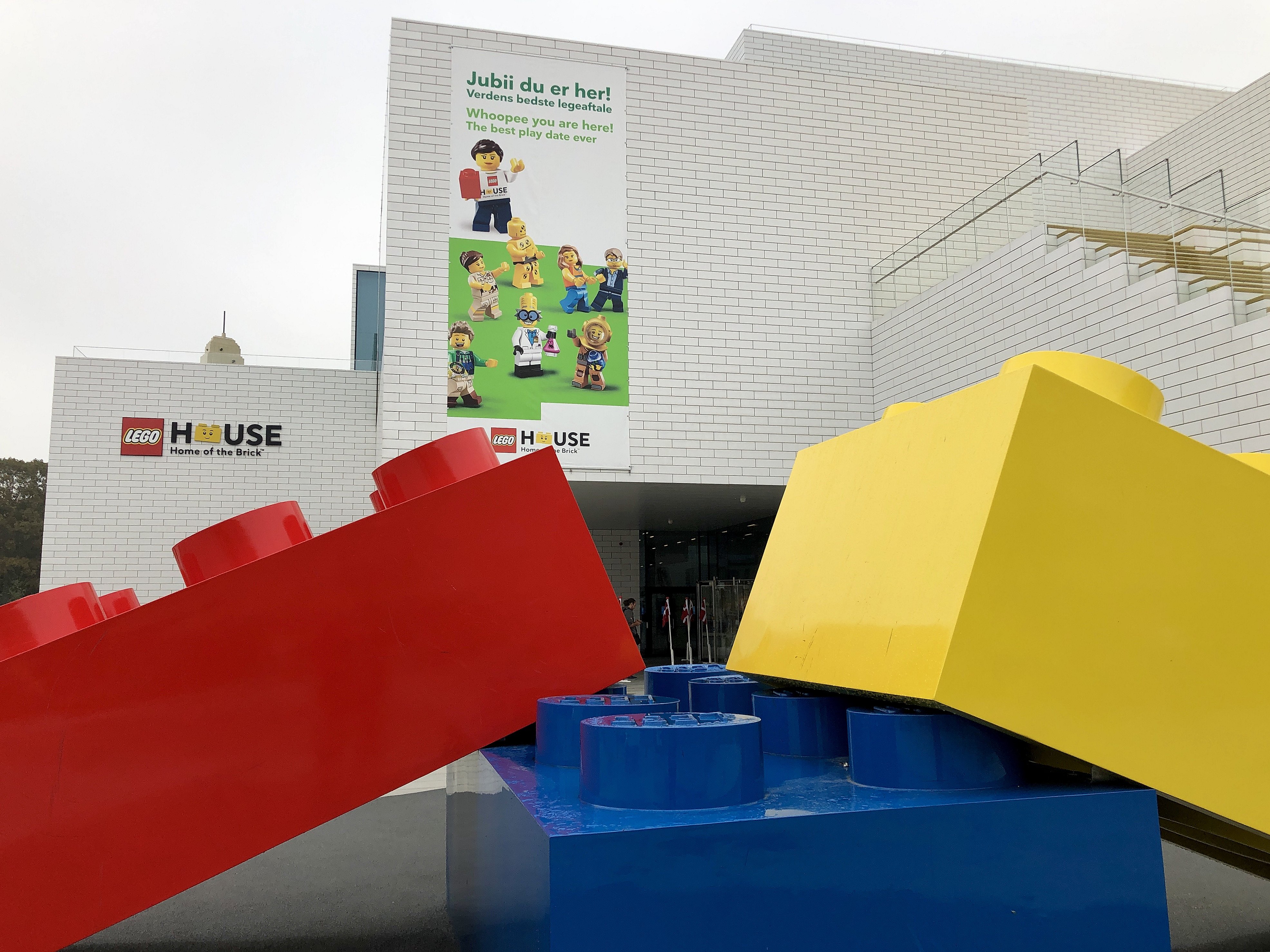 Raffinere gas frynser TIDSLINJE Lego gennem fire generationer | TV SYD