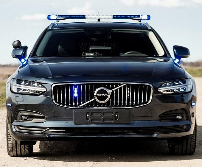 ser politiets nye biler ud: Sydøstjyllands Politi har modtaget landets første | TV SYD