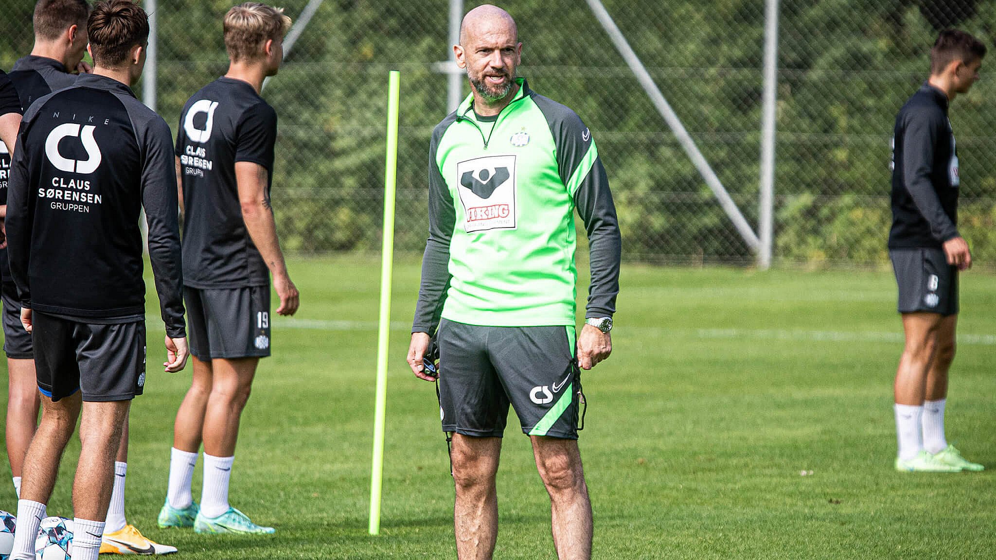 sav Rend Outlook Esbjerg fB fyrer cheftræner | TV SYD