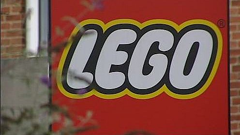 Gøre en indsats Mutton Kriminel Lego-ansatte får ekstra månedsløn i julegave | TV SYD