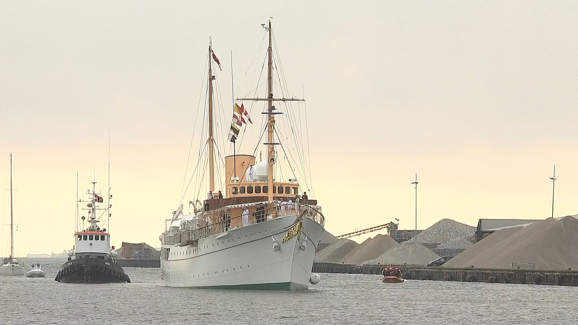 billederne: Dronning Margrethe bor på havnen i Horsens | TV SYD