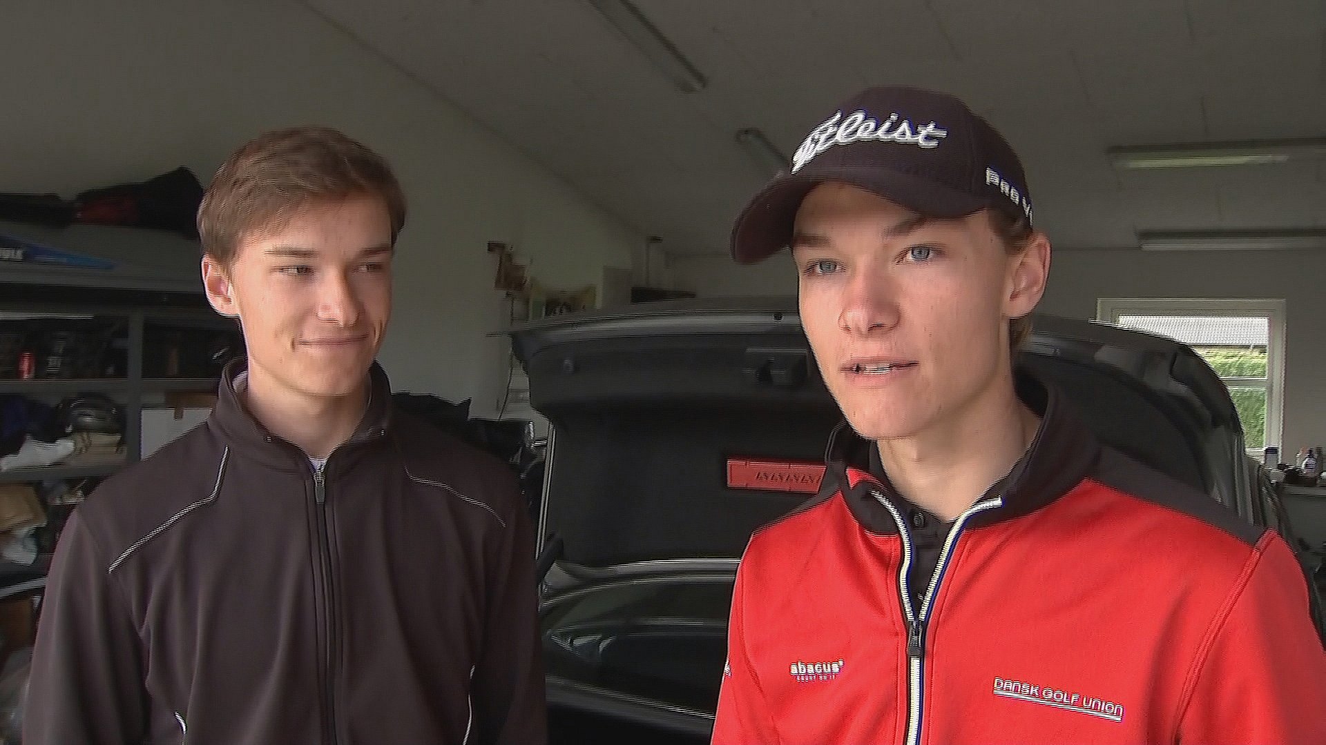 Rasmus og Nicolai vinder verdensmesterskabet i golf.