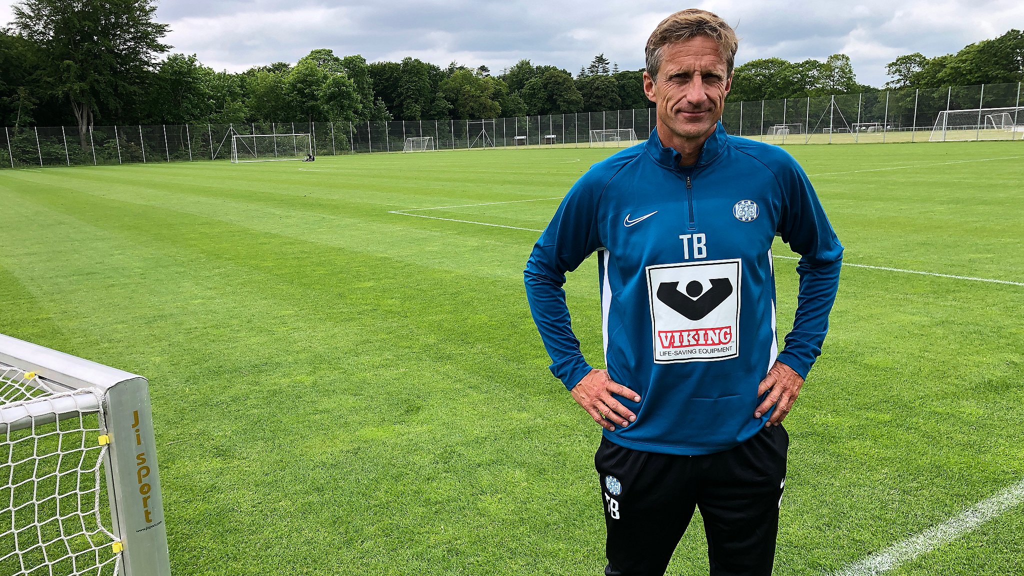 magnet sej skærm Troels Bech erstatter Lars Olsen som træner for Esbjerg | TV SYD